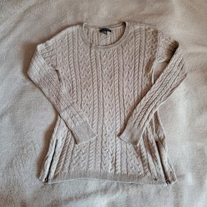 American Eagle Outfitters || tan cable knit sweater with side zippers